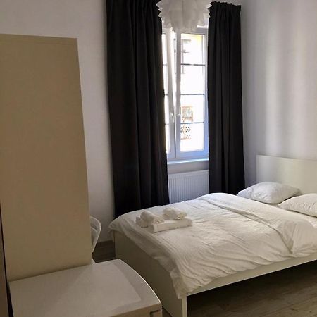 Orion Apartments Cracovie Extérieur photo